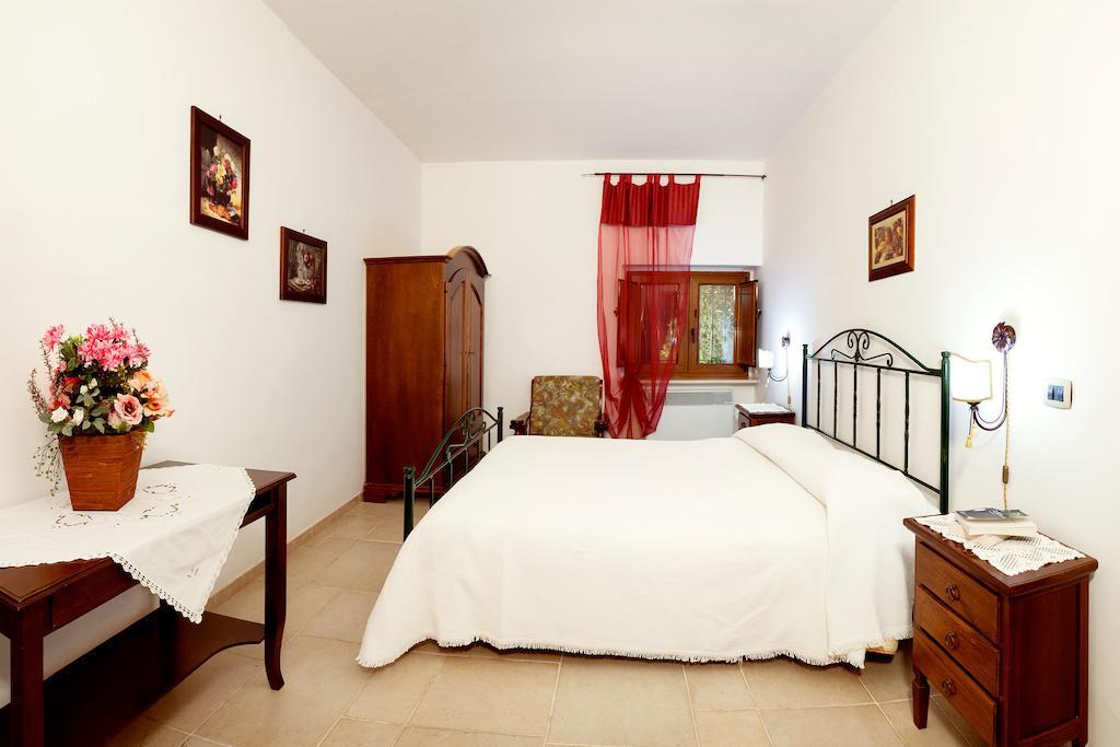 Masseria Madonna Dell'Arco Agriturismo Martina Franca Habitación foto