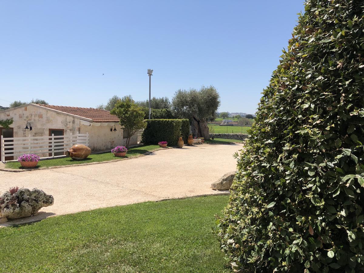 Masseria Madonna Dell'Arco Agriturismo Martina Franca Exterior foto